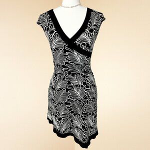 Vintage La Belle Black & White Abstract Midi Dress